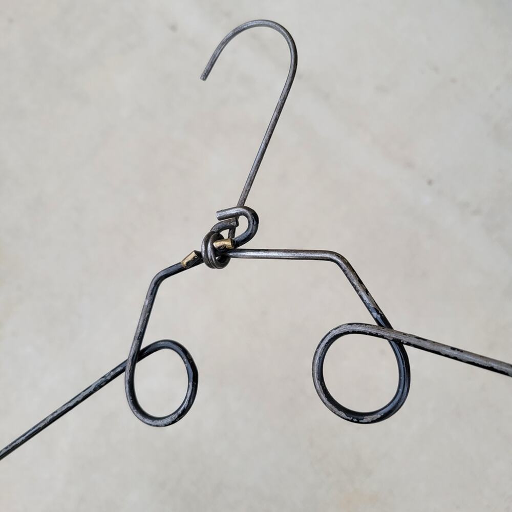 Antique WW2 Metal Wire Folding Hangers Set Of 4 - Picture 4 of 5